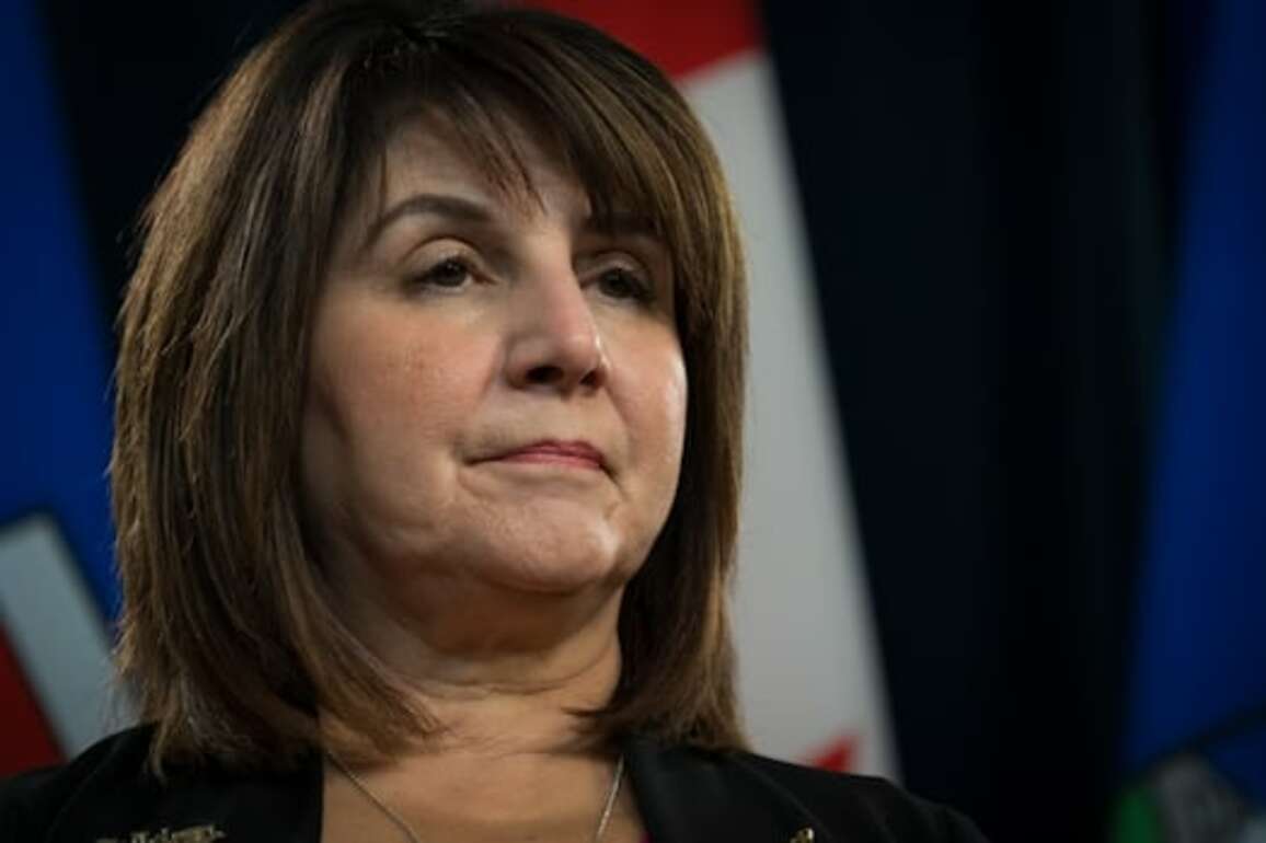 Breakup of Alberta health ministry will create confusion, doctors and nurses say