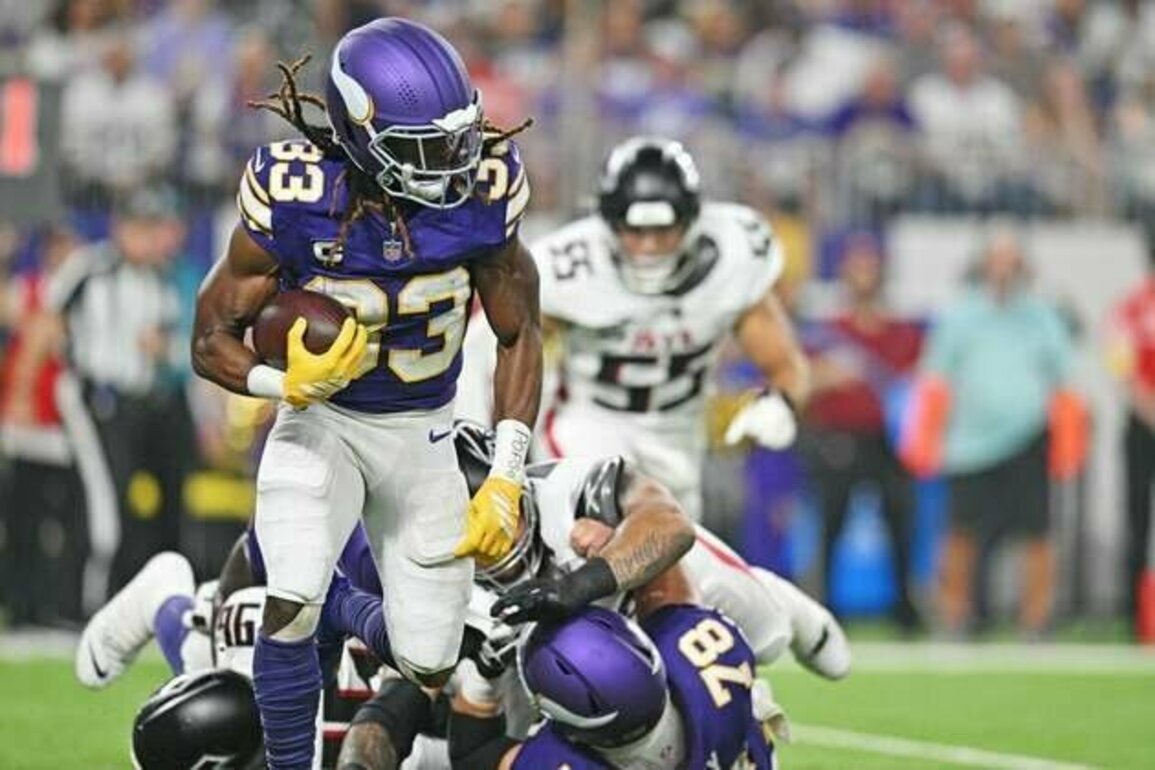 Vikings activate RB Aaron Jones off IR for Chargers game