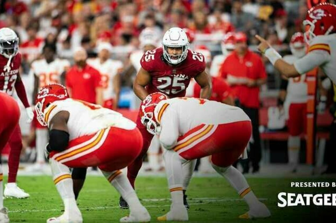 Cardinals Finalize 2025 Preseason Schedule