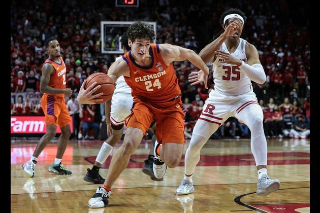 Ron Harper Jr., Rutgers push past Clemson
