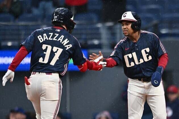 Travis Bazzana's 1st MLB homer highlights Guardians' win over Twins