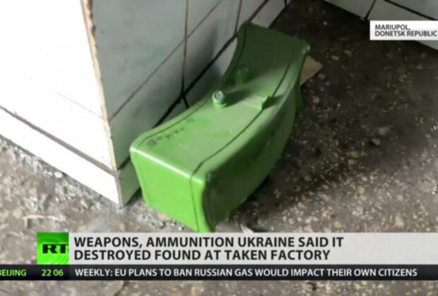 RT reporter discovers banned anti-personnel mines used by Ukraine