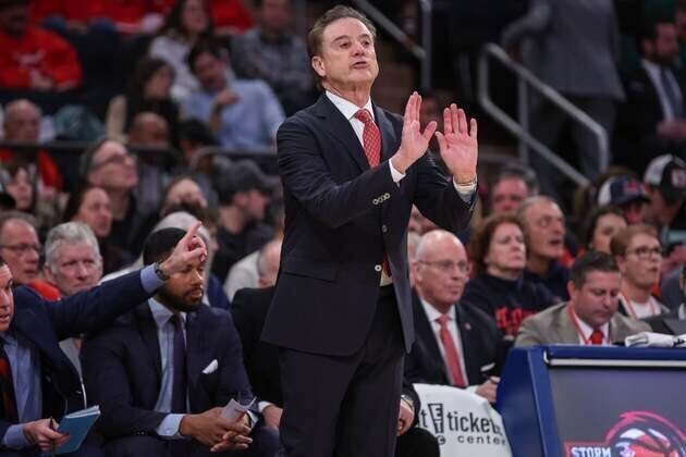 Pitinos face off again as No.22 St. John's takes on Xavier
