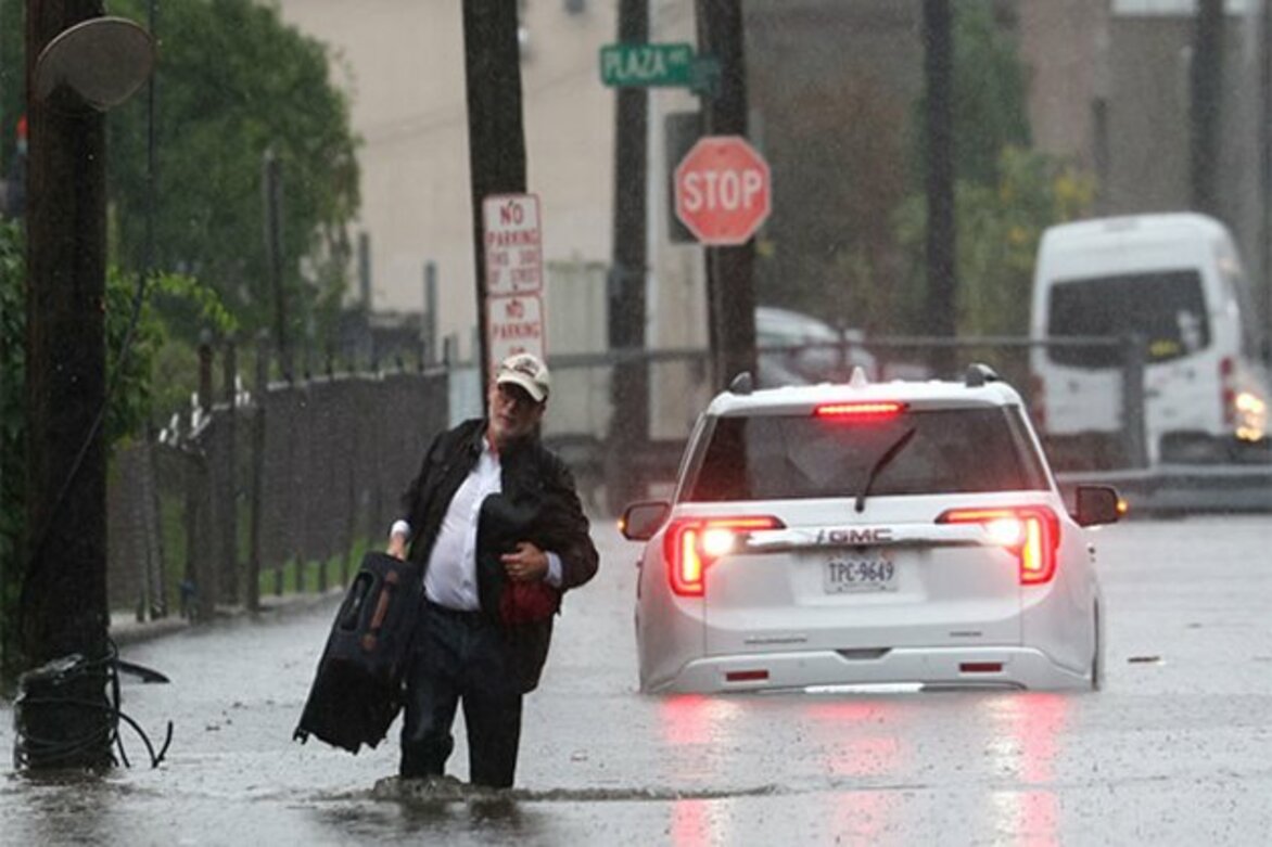 US: Emergency declared in New York City as torrential rain floods subways, roads, basements