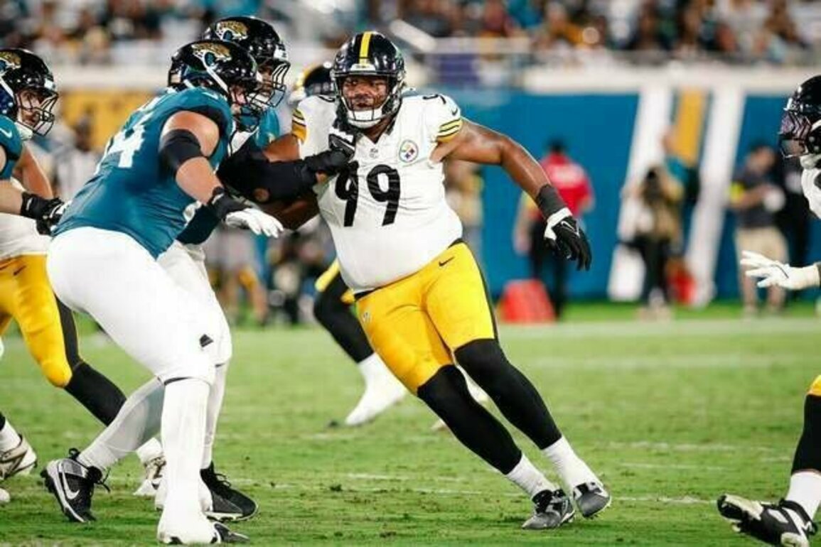 Steelers LB Alex Highsmith out, DT Derrick Harmon might debut