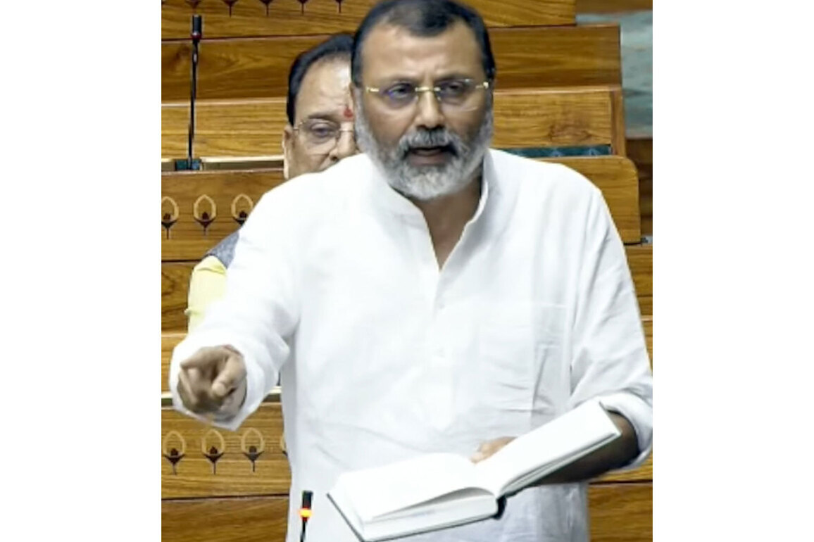 "April 29 festering sore day due to misdeeds of Nehru-Gandhi family": Nishikant Dubey recalls Panchsheel agreement, Bose's resignation from Congress