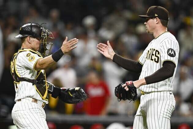 Padres ride positive vibes into rematch vs. Reds