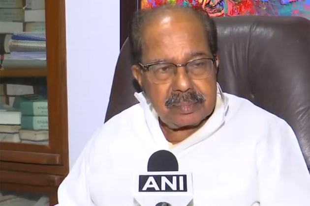 "Now castes and Swamijis have taken over," says Congress leader Veerappa Moily on Karnataka CM crisis