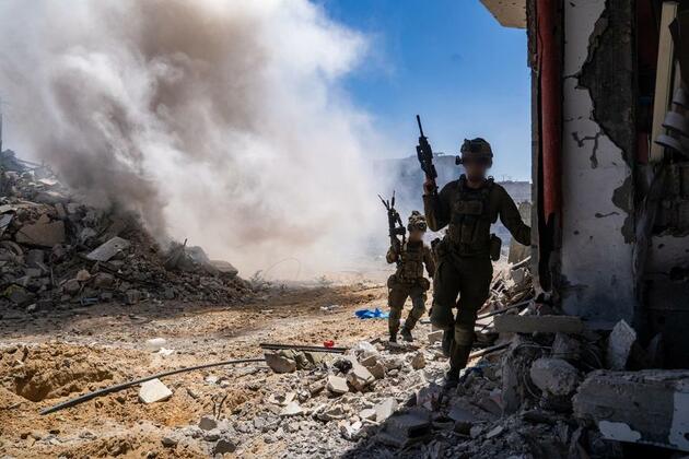 64 Palestinians killed in Israeli attacks across Gaza: civil defense