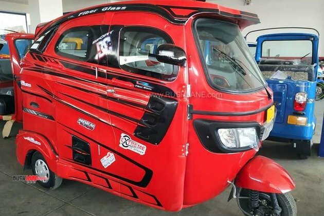 TVS rickshaw modified with bodywork, sunroof - Costs Rs 50k approx