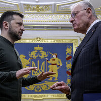 Trump labeled Ukraine envoy idiot for backing Zelensky  NYT