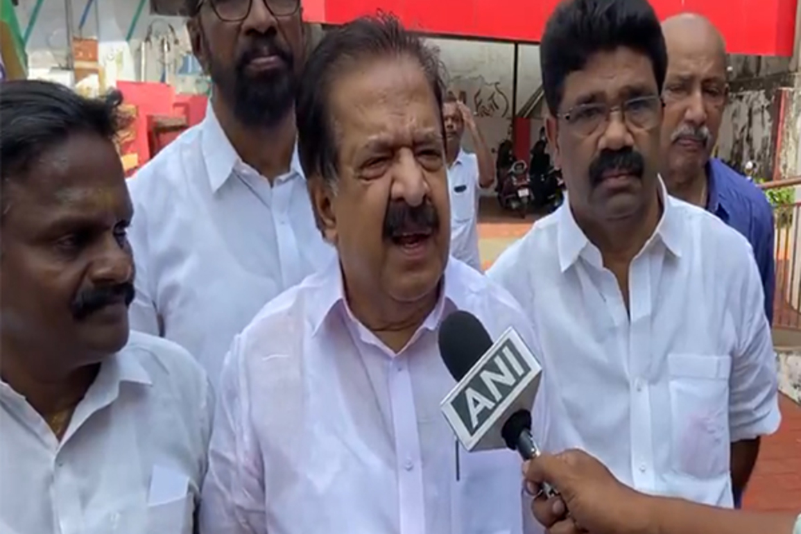 Congress's Ramesh Chennithala blames CPI(M) student wing for spreading drugs in Colleges