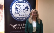  Elizabeth Gaines at Diggers & Dealers