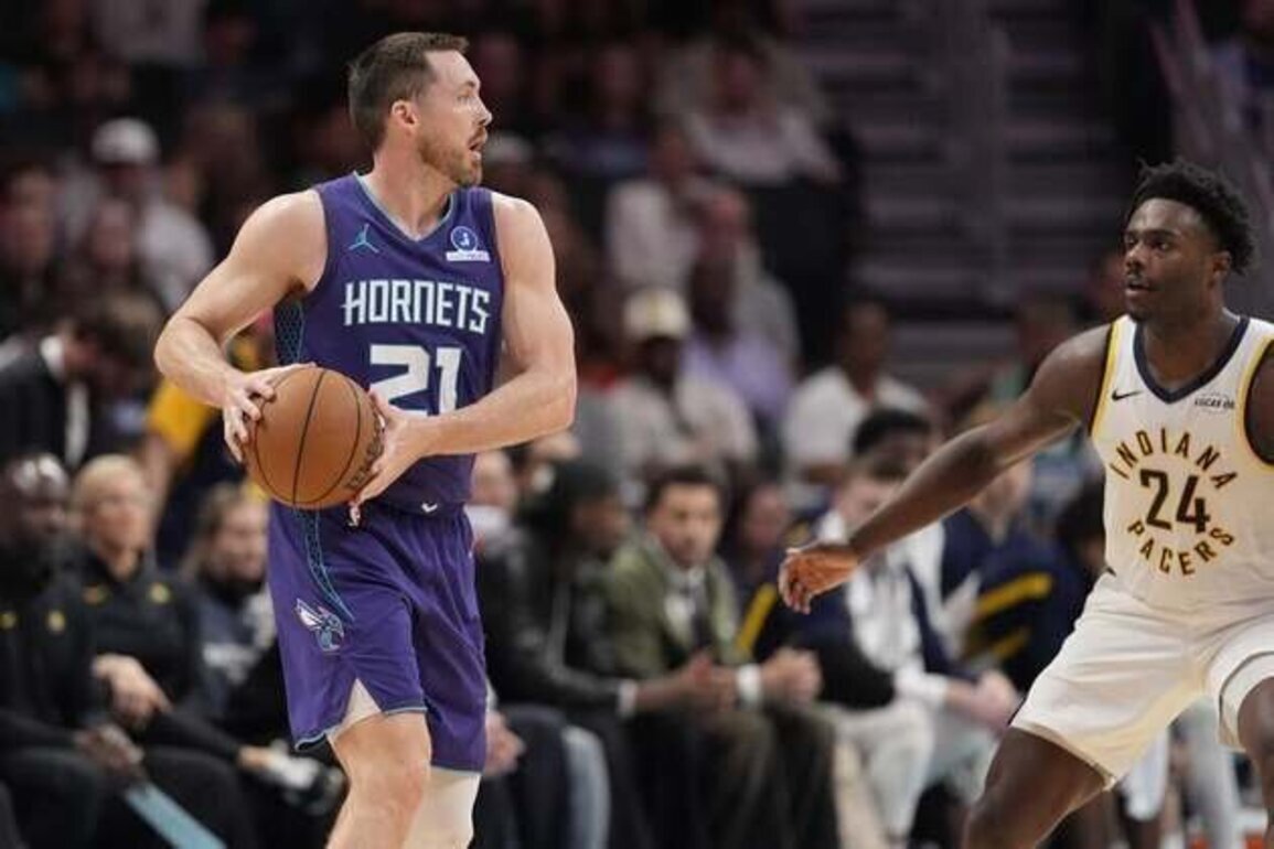Balanced-scoring Hornets cruise to victory over Pacers