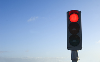 Red alert: Can traffic-light labelling of high-carbon products drive climate action?