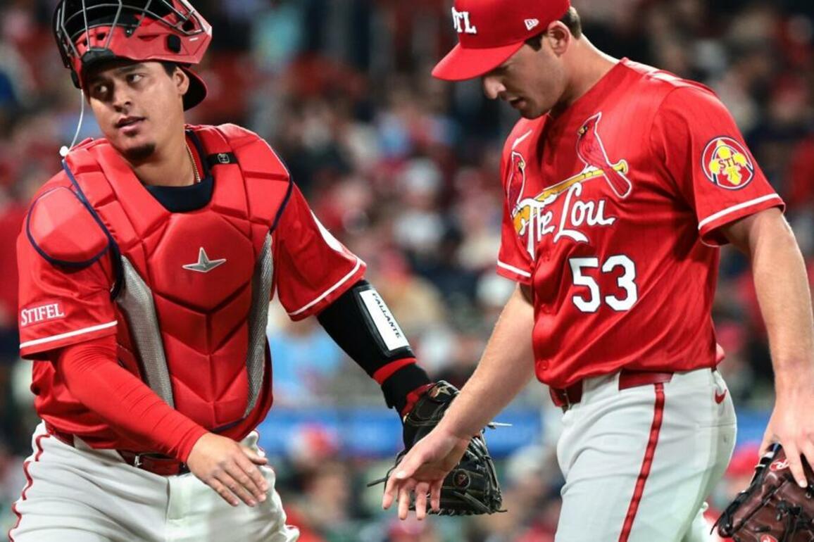 Lineup bind thrusts Yohel Pozo into game. He and Andre Pallante lift Cardinals vs. Phillies