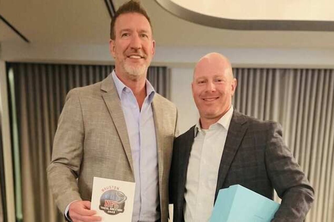 Broncos' operations team honored as AFC Travel Director of the Year
