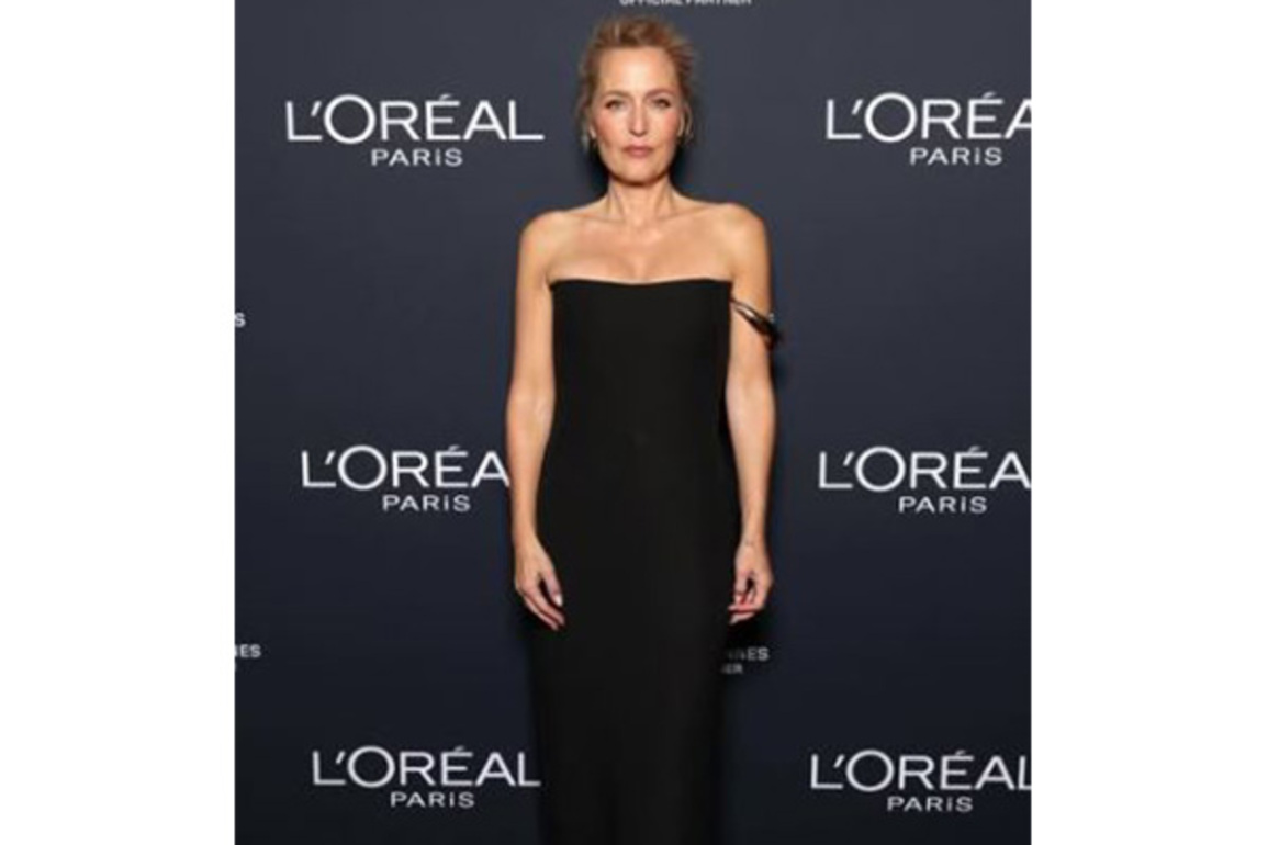 Gillian Anderson recieves CineMerit Award at Munich International Film Festival, says "I feel unbelievably honoured"
