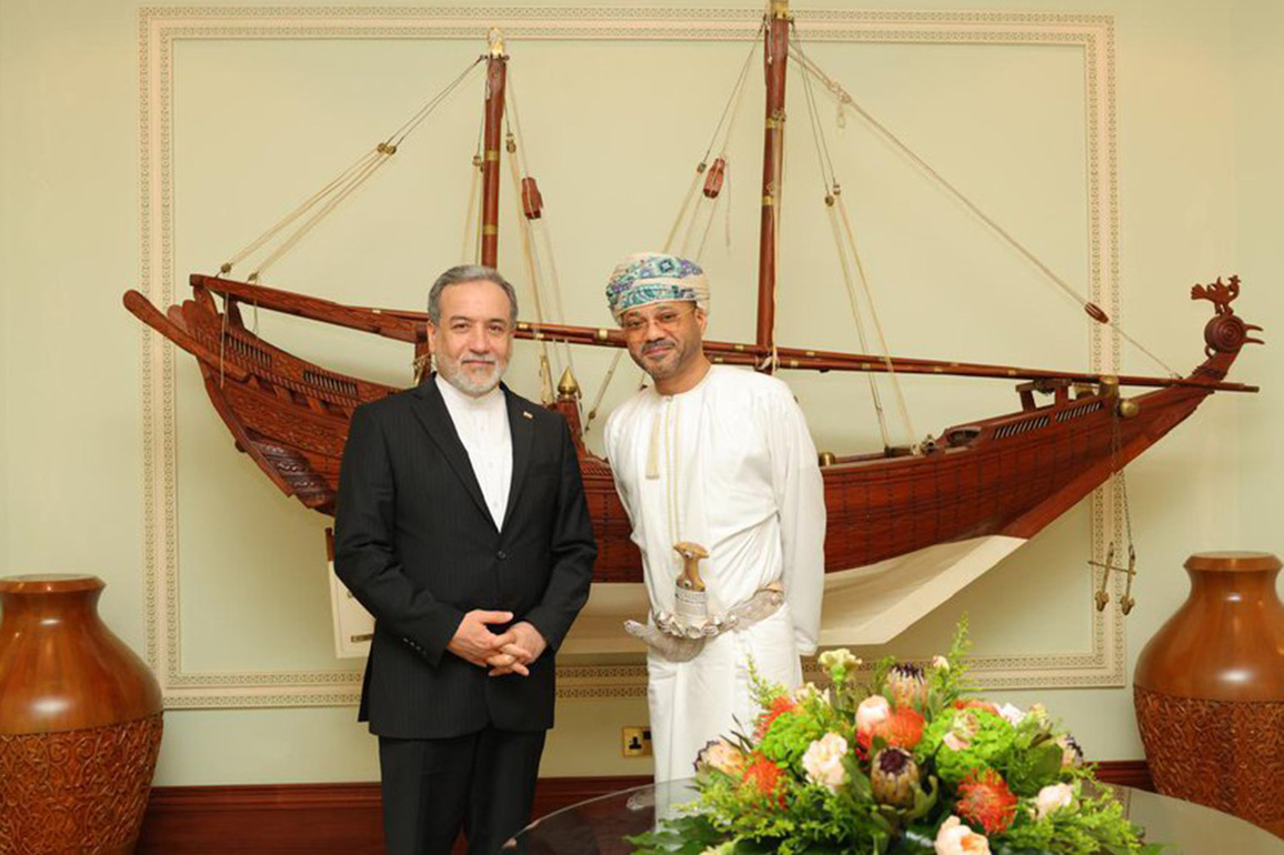 "Urgent humanitarian need to free seafarers": Omani FM discusses Strait of Hormuz crisis with Iran's Araghchi
