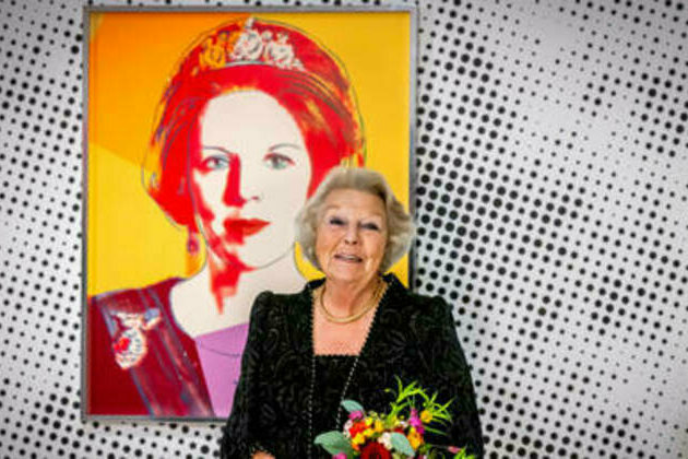 Dutch town hall throws away Warhol artwork
