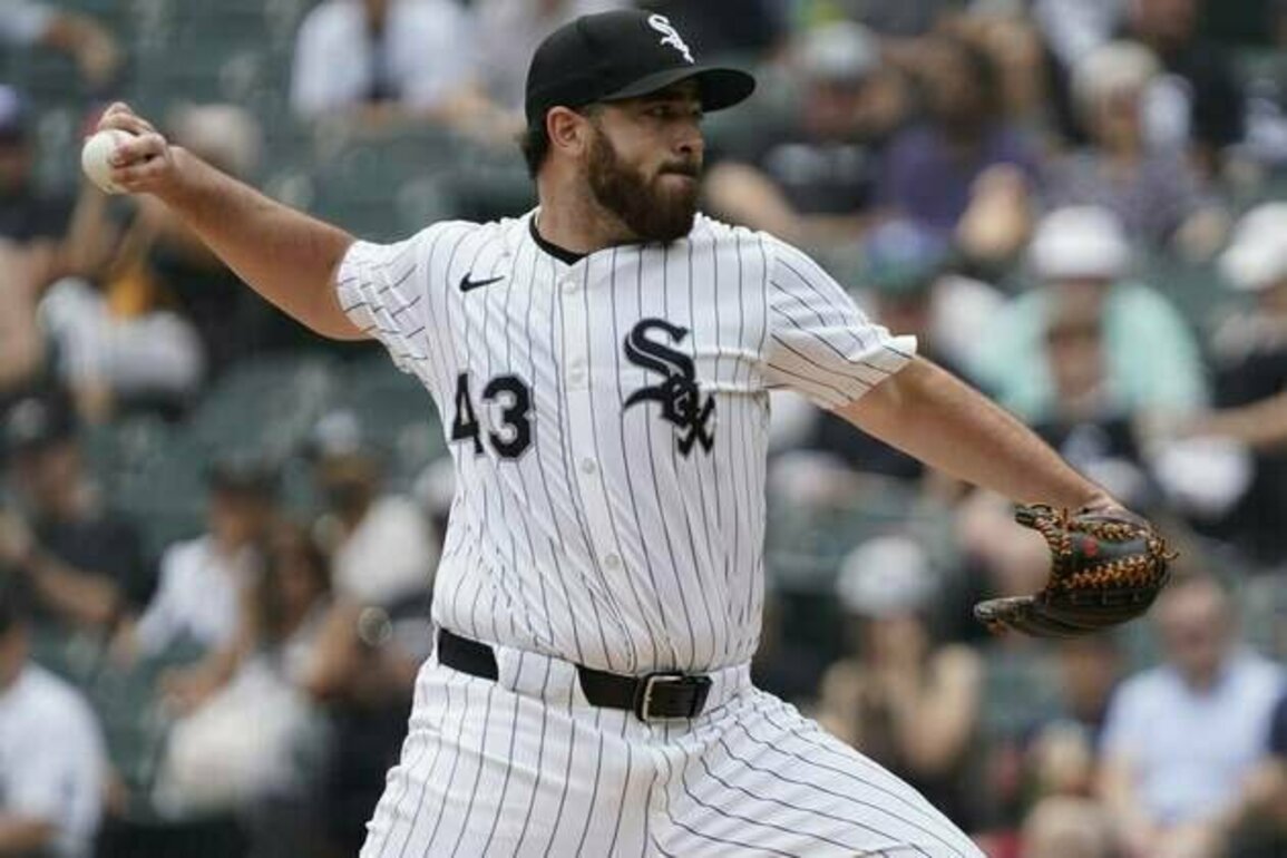 White Sox go for elusive series sweep in Pittsburgh