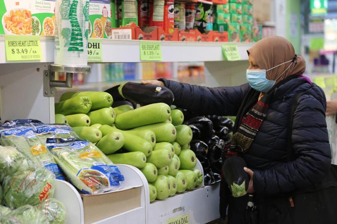 Roundup: Americans struggling financially amid rising living costs, surveys show