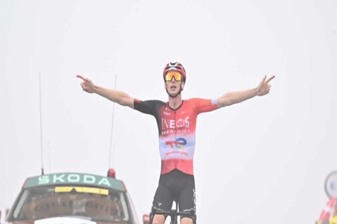 Thymen Arensman wins Stage 14 of Tour de France as Tadej Pogacar follows Jonas Vingegaard attack before winning sprint for second