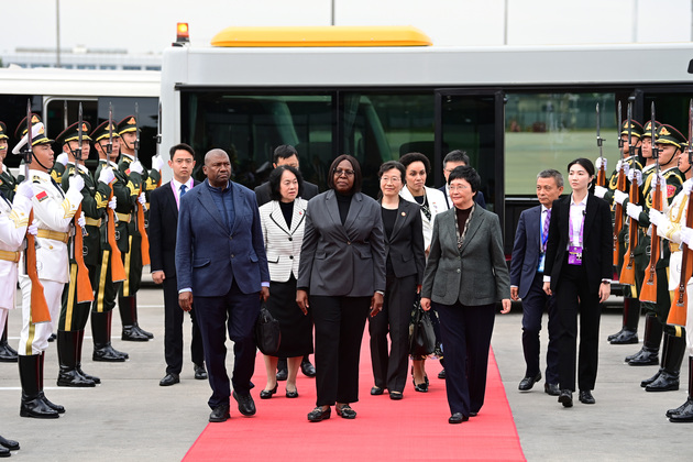CHINA-BEIJING-MOZAMBIQUE-PM-ARRIVAL (CN)