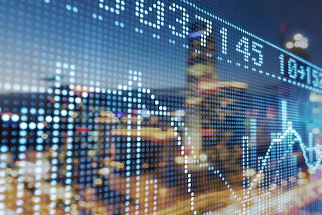 New record on Wall Street despite Dow Jones dive