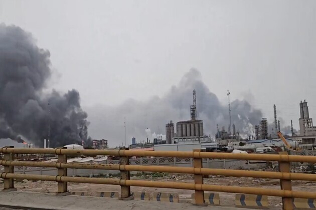 Iran freezes petrochemical exports to protect domestic market after Israeli strikes