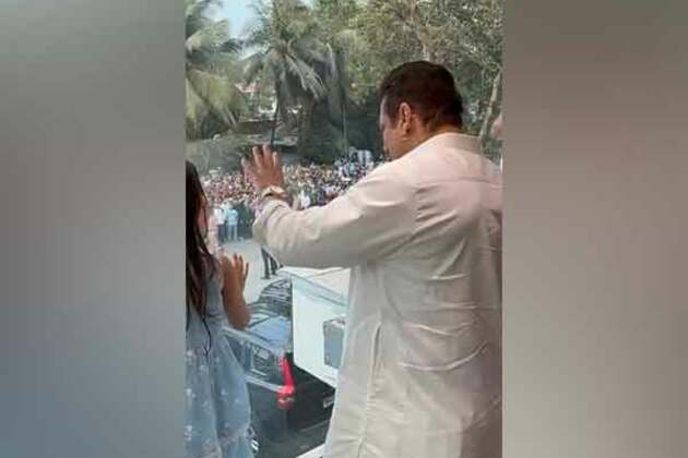 Eid: Salman Khan waves at fans from his bulletproof glass-covered balcony