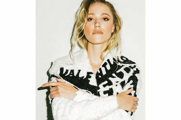 Maika Monroe to star in psychological horror thriller 'Victorian Psycho'