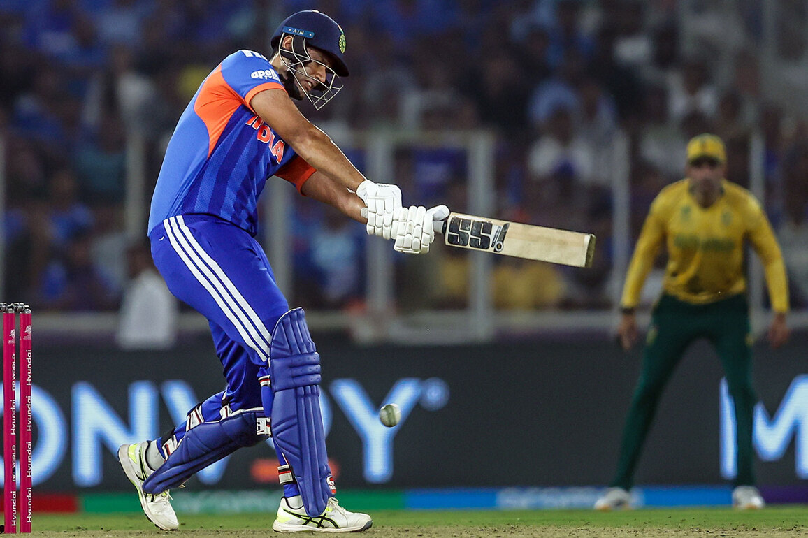 Ponting hails South Africa's mindset shift, "different feel" following win over India in T20 WC Super 8 opener