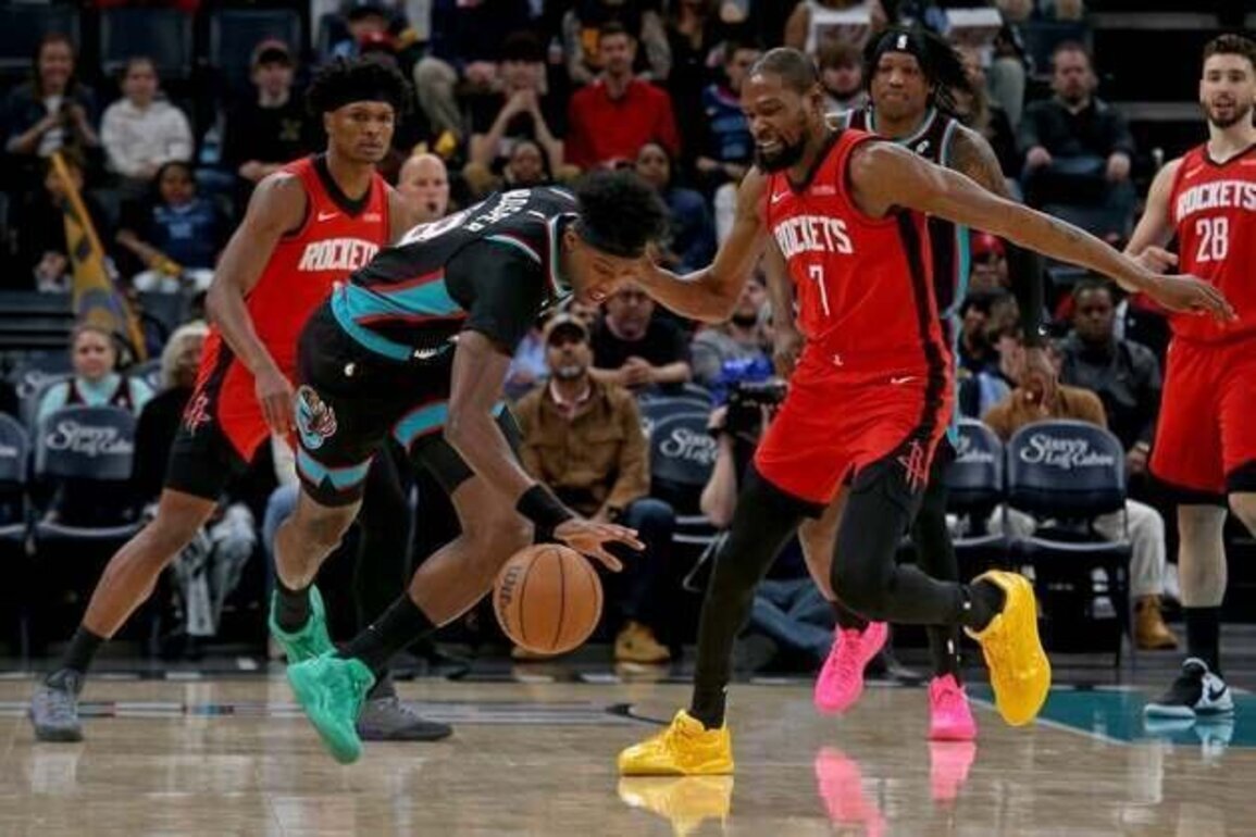 Kevin Durant, Jabari Smith Jr. push Rockets past Grizzlies