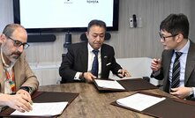 Felipe Lagno, Kazutaka Shiba and Takuya Takahashi signing the Memorandum of Understanding. 