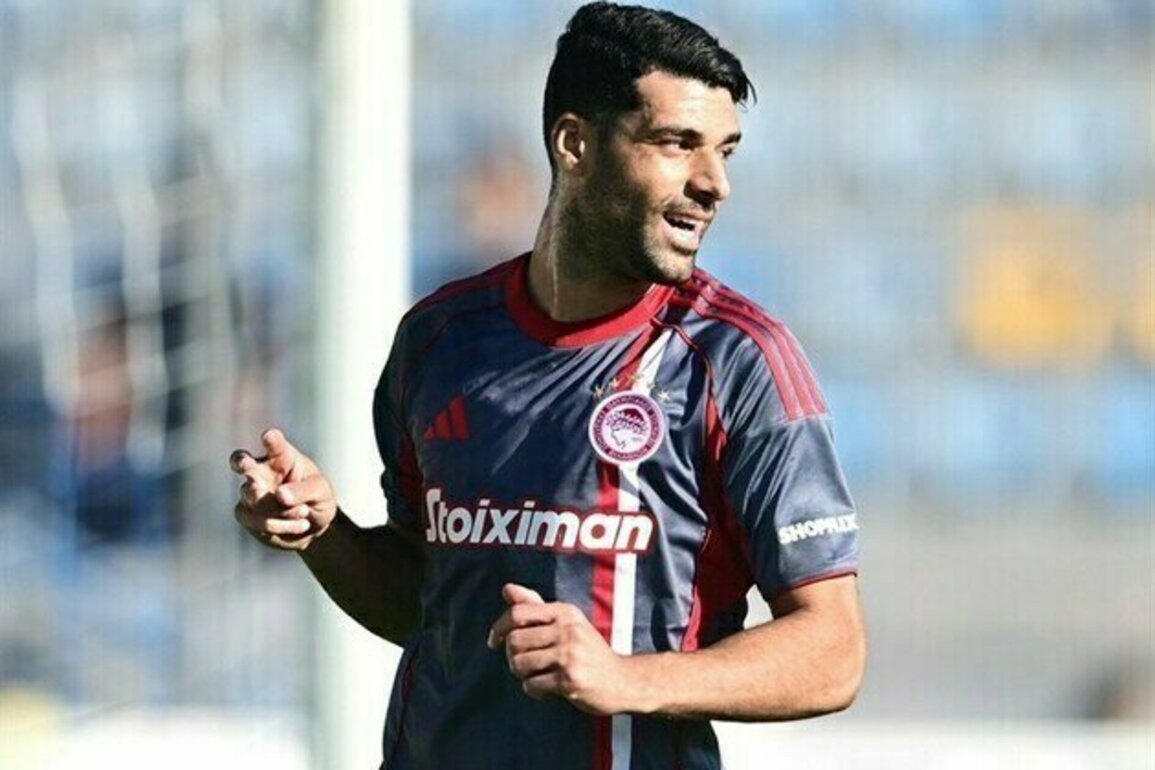 Taremi Vies for AFC Asian International Player of The Year