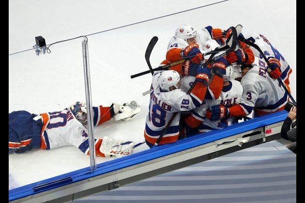 Isles seek more magic in Game 6 vs. Lightning