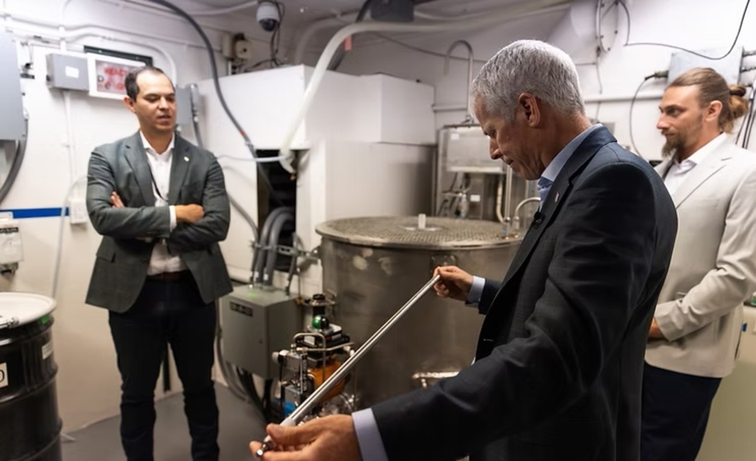 US Energy Sec Chris Wright at Deployable's facilities, as Bobby Gallagher looks on