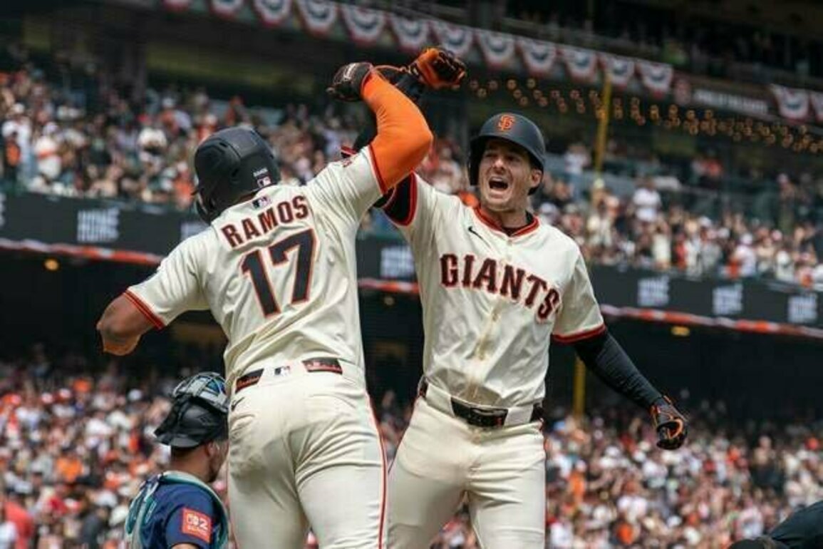 Yankees have cooled off while Giants are heating up