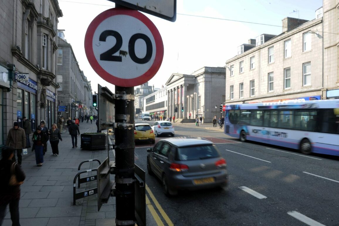 1m Aberdeen 20mph zones branded 'PR stunt' by councillor
