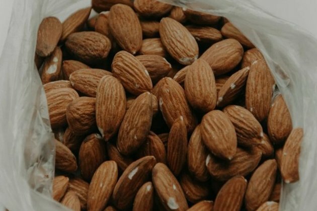 Researchers reveal almonds can help cut calories during weight loss journey
