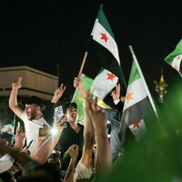 Trump vows to lift sanctions on Syria