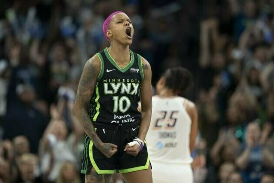 Courtney Williams leads Lynx into Game 2 battle with Mercury