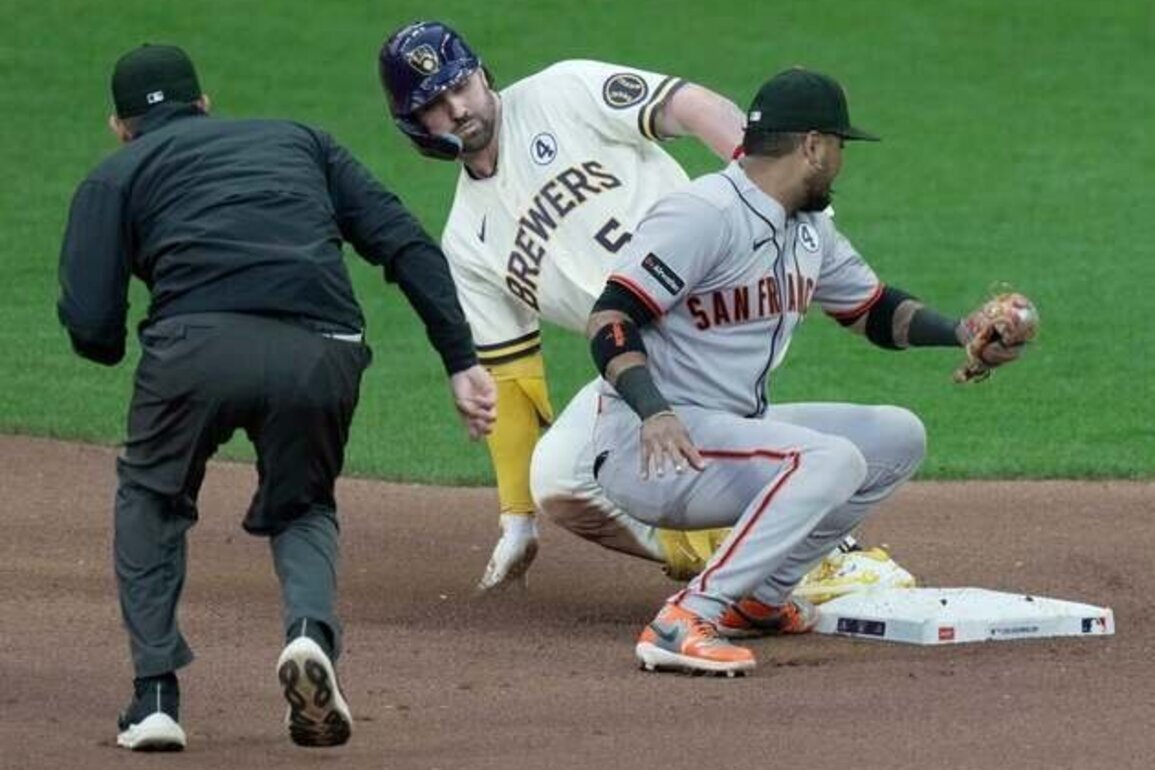 Kyle Harrison fans 12 as Brewers overpower Giants