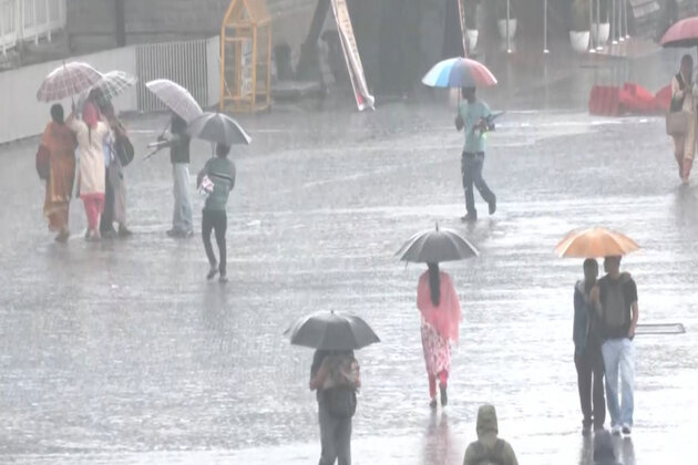 Heavy rain brings relief to Shimla, delights tourists escaping plains heat