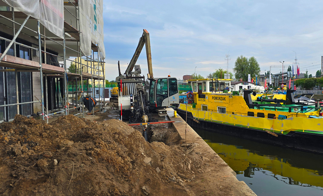 The GRUNDODRILL28Nplus on the banks of the western Oder 