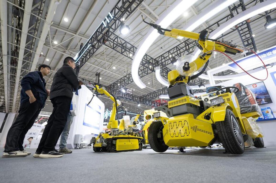 Interview: Chinese economy demonstrates strong resilience amid global uncertainties, says French expert