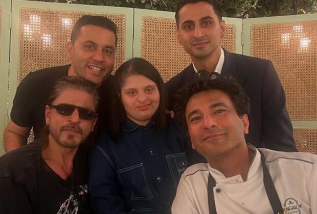 Chef Vikas Khanna reveals emotional moment with Shah Rukh Khan at 'Bungalow' restaurant