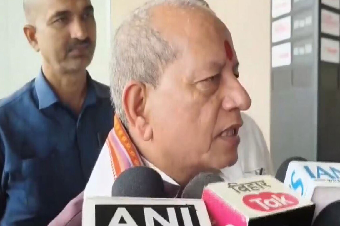 "Congress culture of chaos": Bihar Deputy CM Vijay Sinha calls revenue employees' strike "conspiracy"
