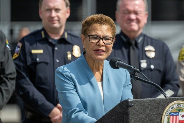 Los Angeles leaders made a mess of the city. Now theyre desperate for a bailout.